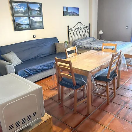 Charming In With Sea View 50m² + Pool